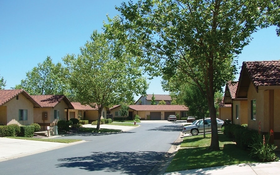 Hilltop Village Apartments - Hilltop Village Apartments