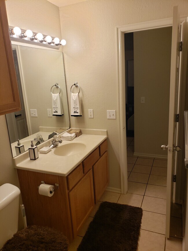 Photo - 2312 Grapevine Dr