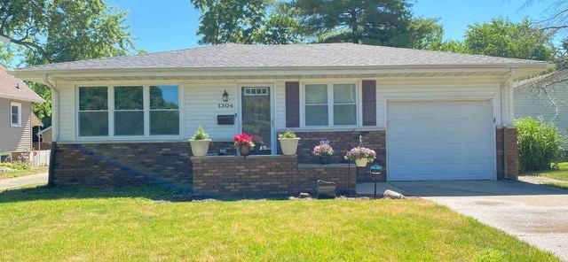 Building Photo - 1304 N Broadway Ave