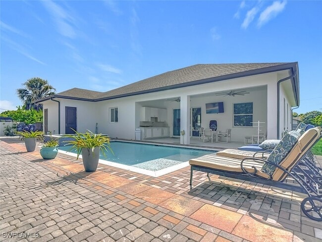 Photo - 1806 41st St SW