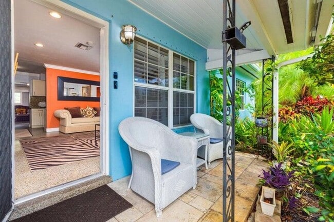 Photo - 145 SE 3rd Ave