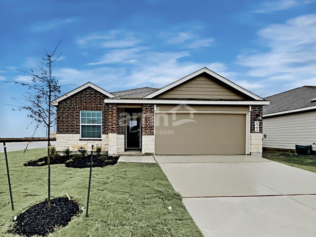 Building Photo - 2701 Iberia Ct
