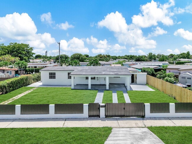 Photo - 4040 SW 108th Ave