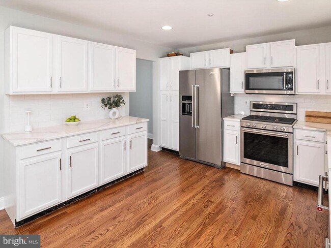 Photo - 731 Pine Valley Dr