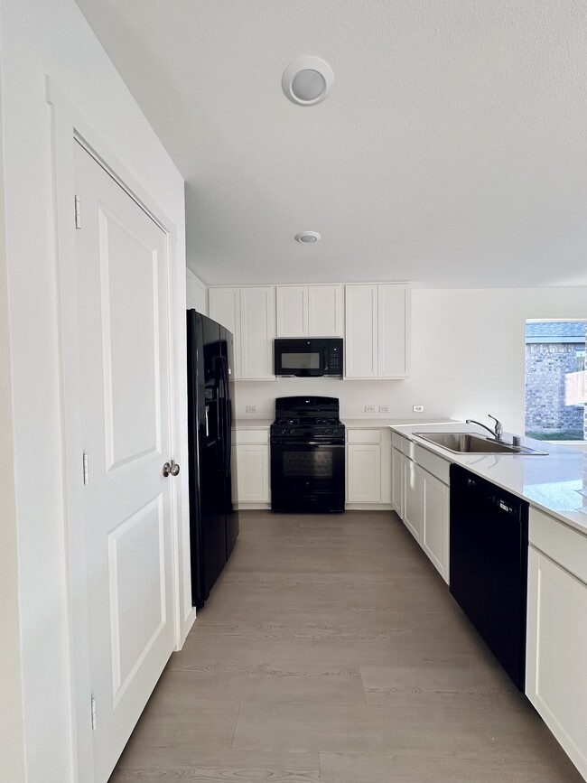 Photo - 2020 Welsh Ln