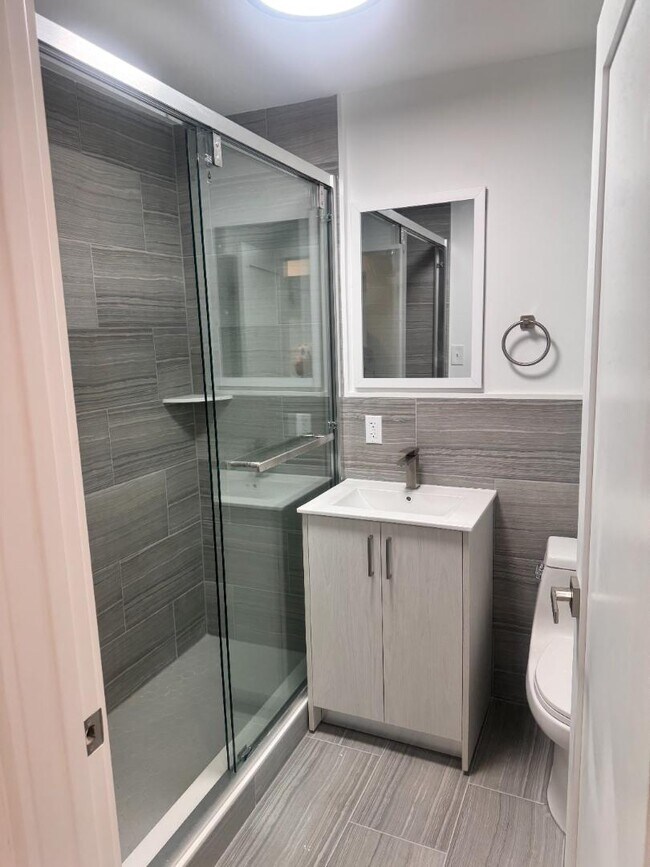 Photo - 2339 Haverford Rd