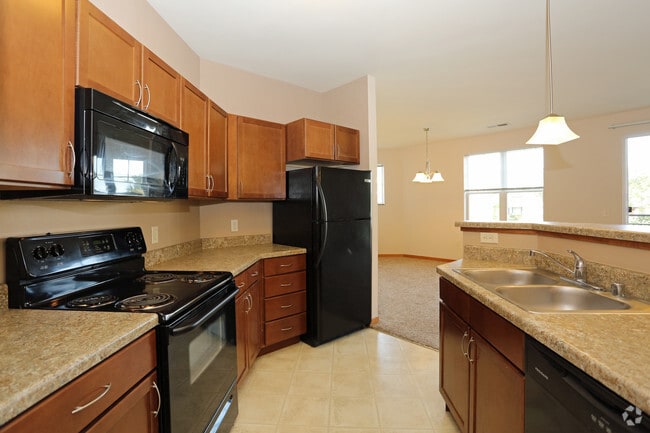 Kitchen - Glacier Valley at Reston Heights