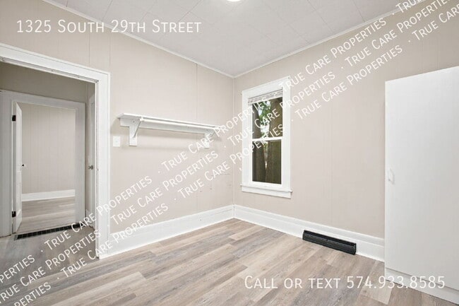 Photo - 1325 S 29th St