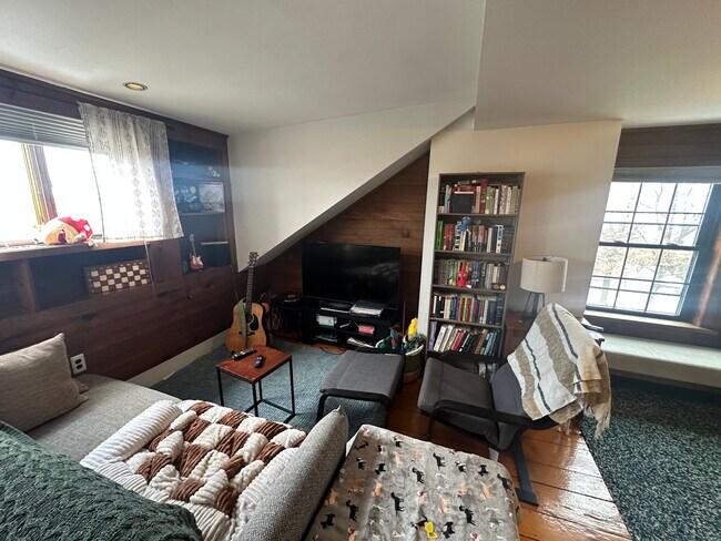 Photo - 60 Atherton St Unit 3