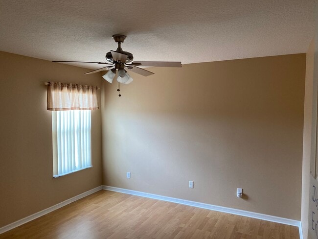Building Photo - Clermont/Timberlane Phase 1