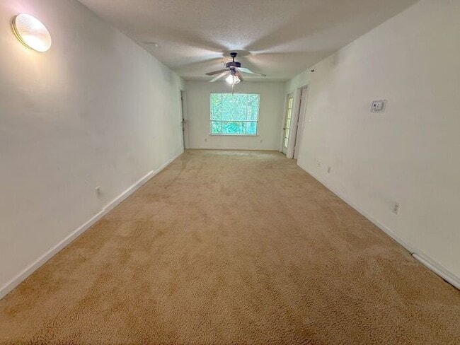 Photo - Top floor 4 bed 4 bath condo! On Wolfline, perfect for roommates!