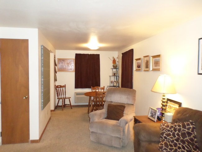 Photo - Lamplighter Aggieville - 525 N. Manhattan