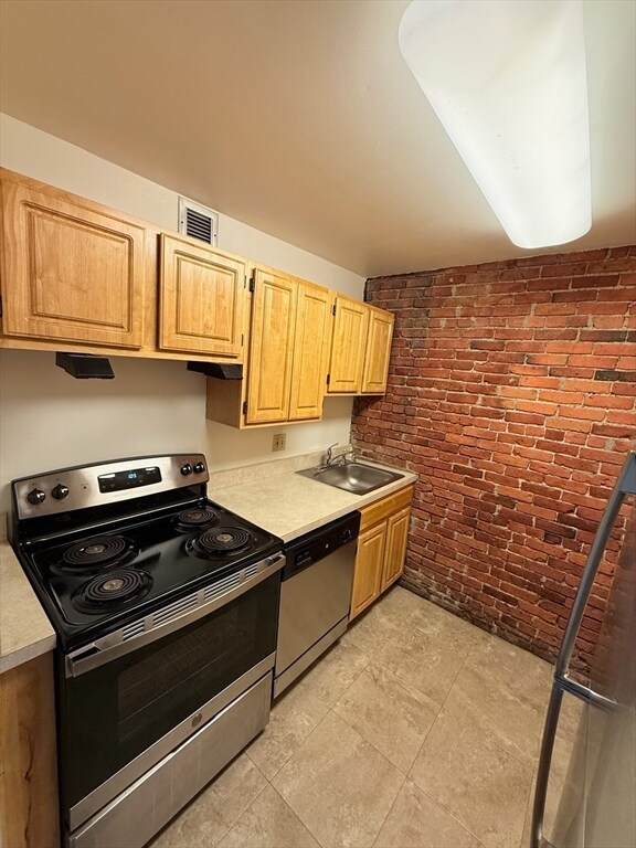 Photo - 66 Westland Ave Unidad 405