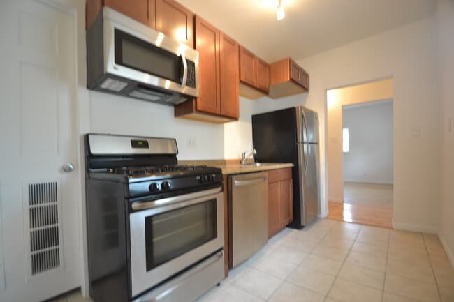 555 Locust St