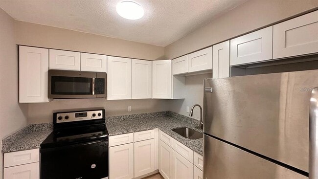 Photo - 390 W Haines Blvd Unidad 8