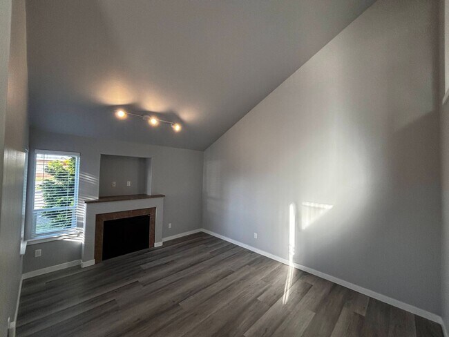 Photo - 2620 10th St Unidad 2620 10th St. - #B