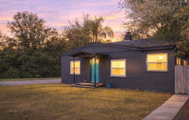 Photo - 707 W Belmar St