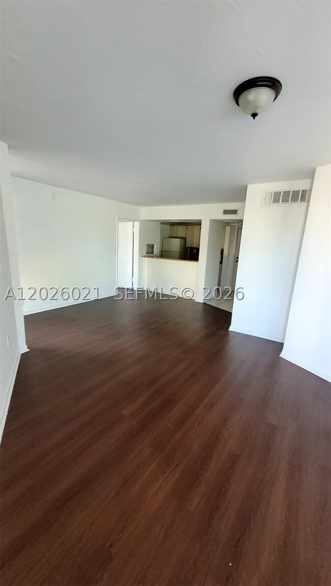 6995 NW 186th St Unit E301