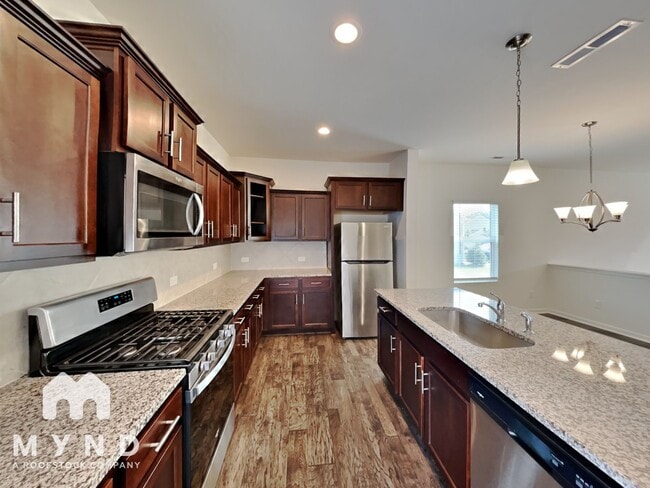 Photo - 2015 Creeks Landing Dr