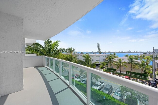 Photo - 7910 Harbor Island Dr Unit 402