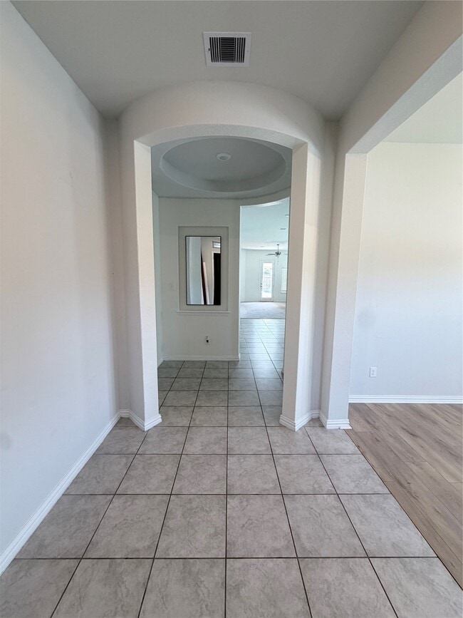 Photo - 17927 Port O Call St