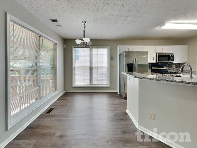 12009 Harbour Town Pkwy