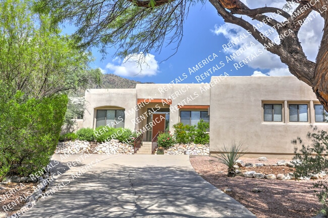 5531 E Silver Mine Pl