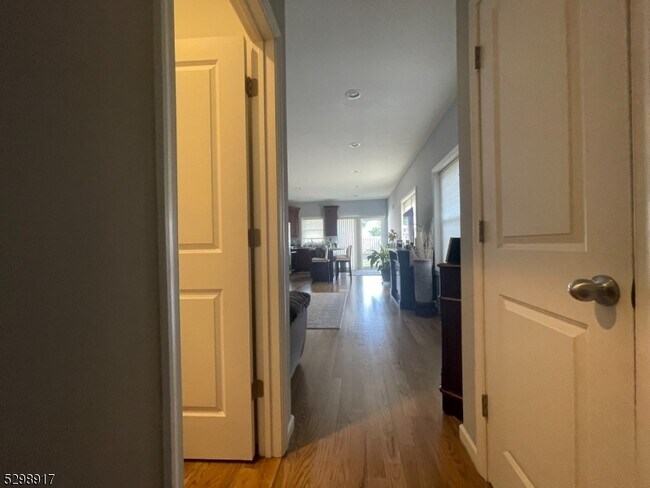 Photo - 219 2nd Ave
