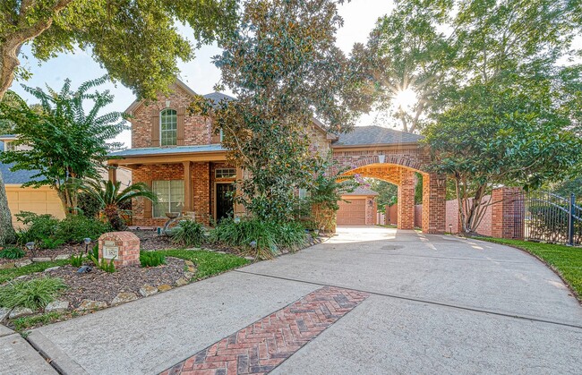 Photo - 3827 Garden Way