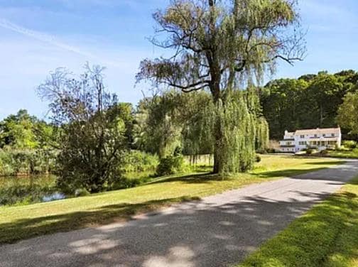 Building Photo - 777 Armonk Rd Rental