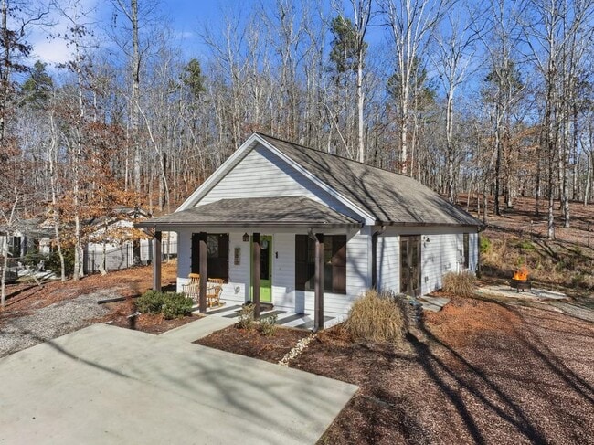 Photo - 7621 Maple Pl