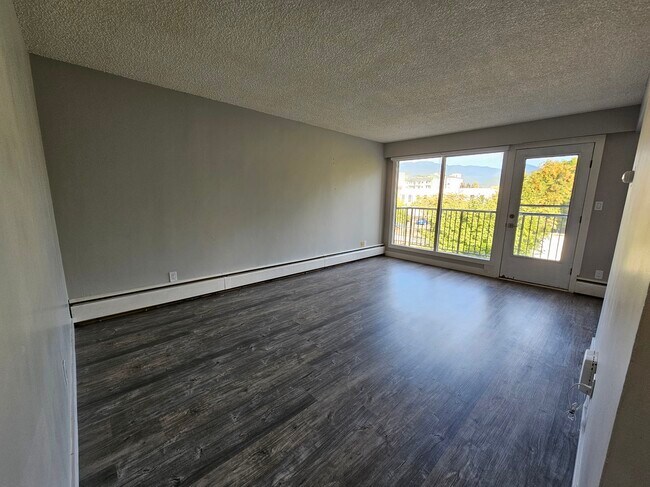 Photo - 46117 Gore Avenue11 Unit 11