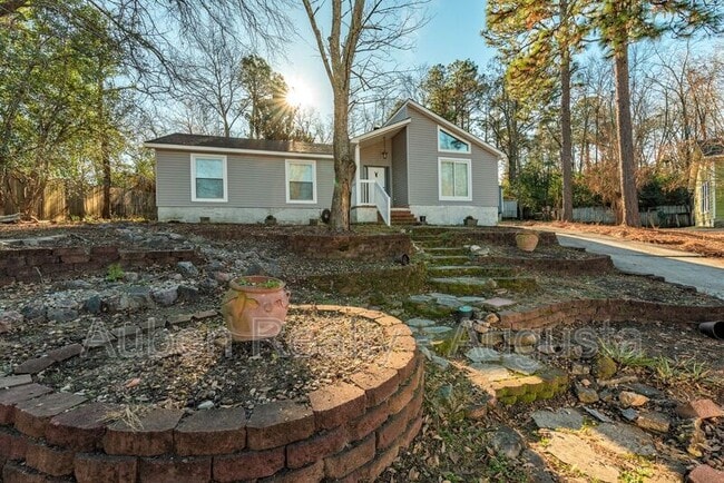 Photo - 250 Brooks Dr