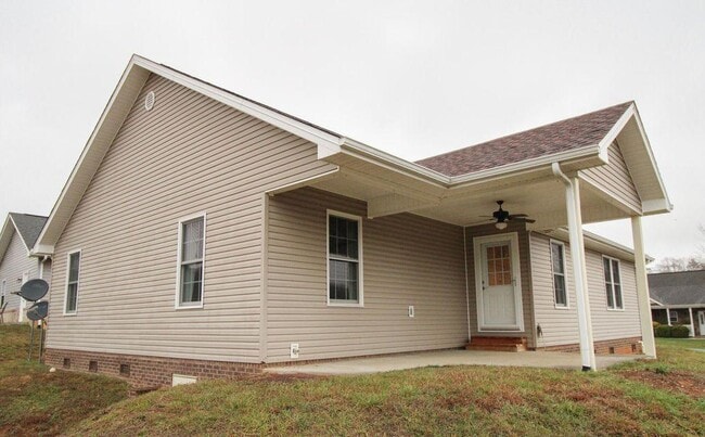 Photo - 241 Sweetgrass Ln House