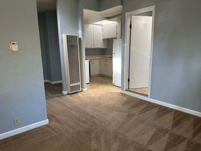 Photo - 14850 Elton Dr Unidad B