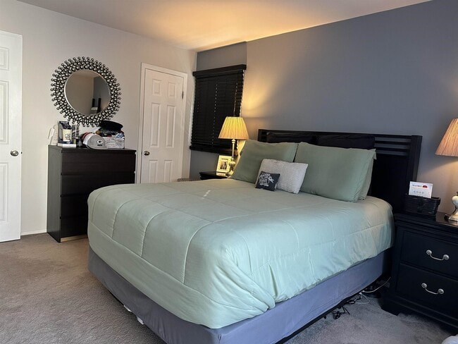 Photo - 103 E 26th St