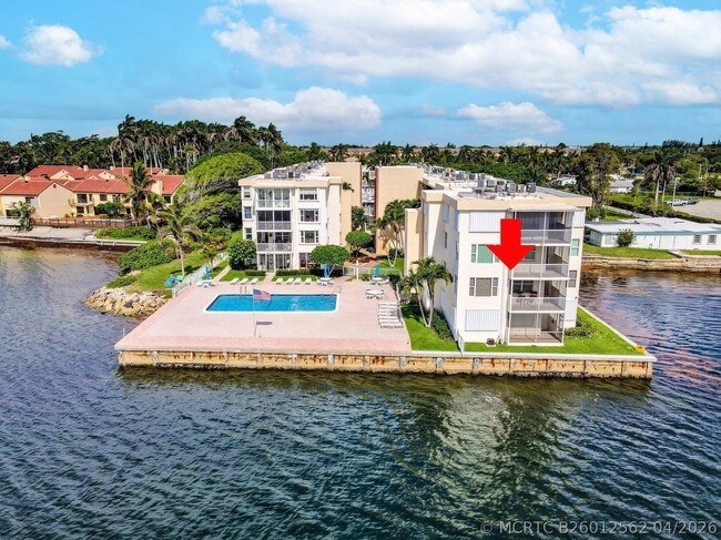 1820 New Palm Way Unit 201