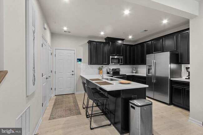 Photo - 10521 Jim Lovell Ln