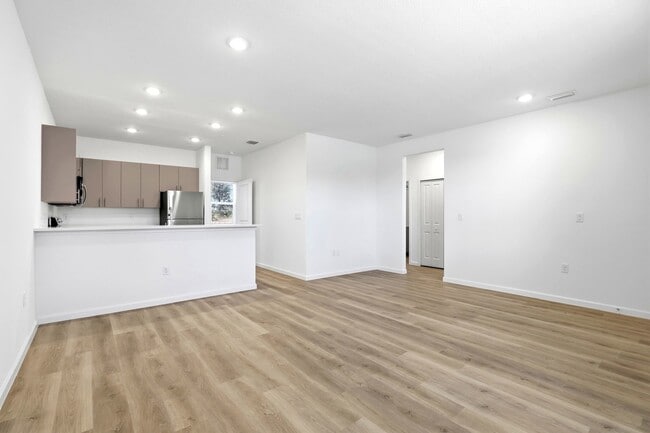 Photo - Venture Apartments