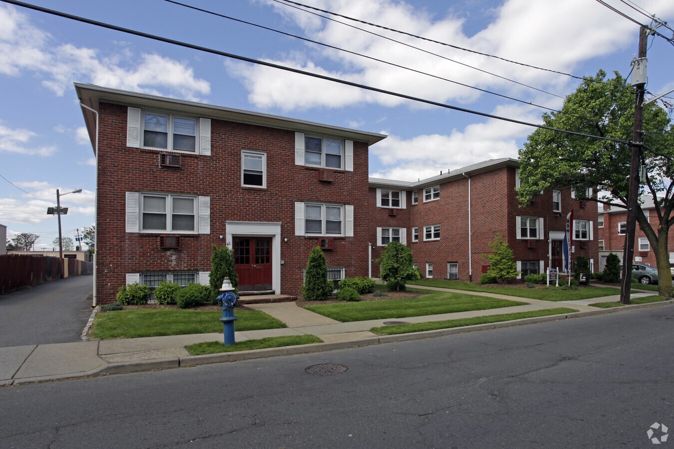 Photo - Colonial Village