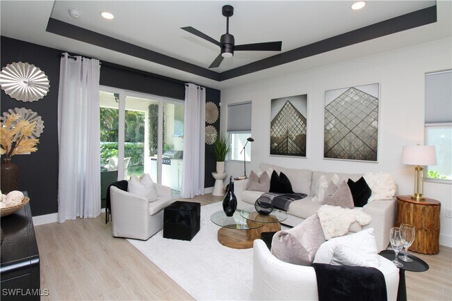 Building Photo - 8857 Oceana Wy