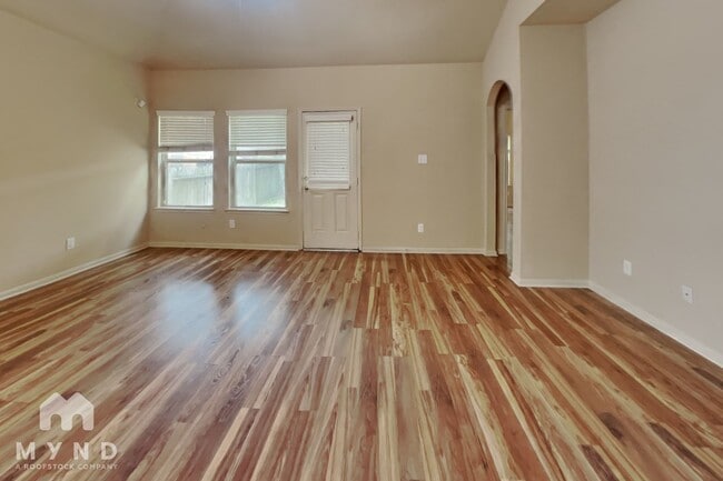 Photo - 1411 Cameron Park Ln