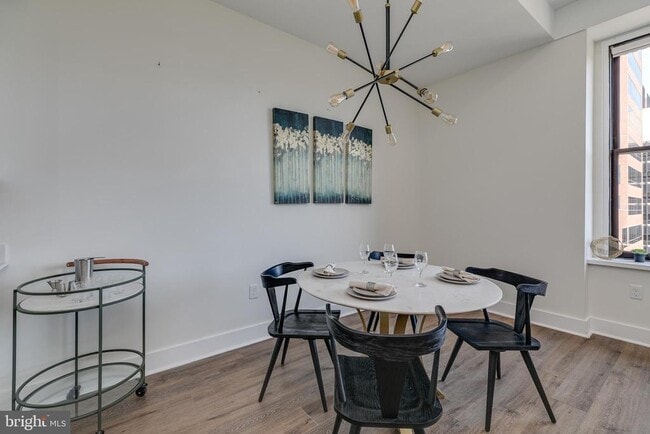 Building Photo - 150 S Independence Mall W Unit 903