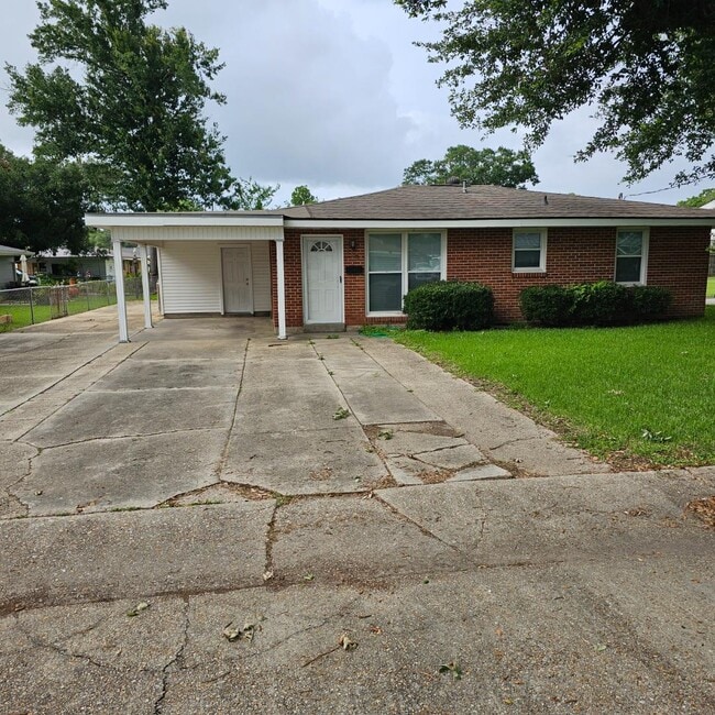 Photo - 115 Ash St