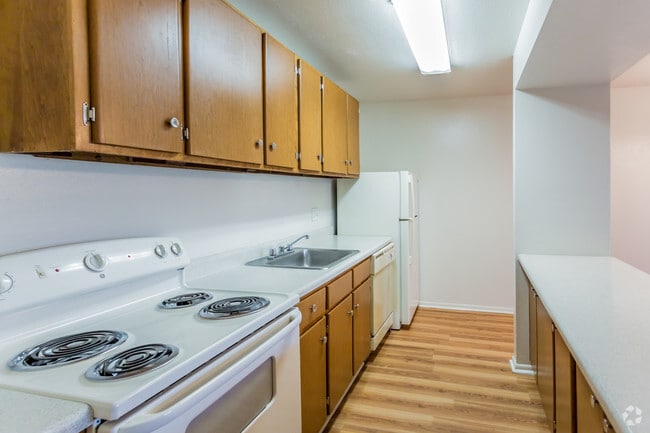 Photo - Cleary Pointe Apartments