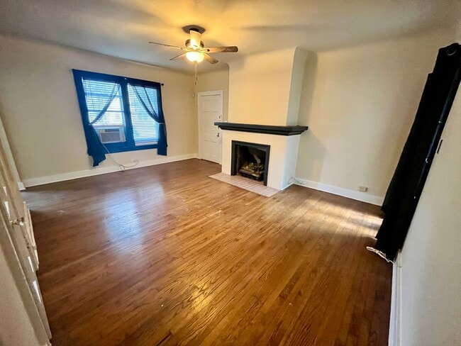 Photo - 424 E Ashby Pl