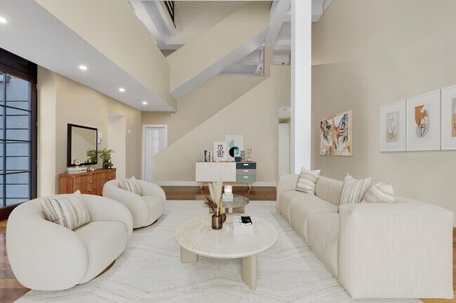 Photo - 4760 The Boulevard