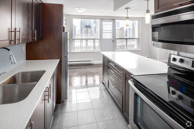 Interior Photo - 15 Dundonald Street