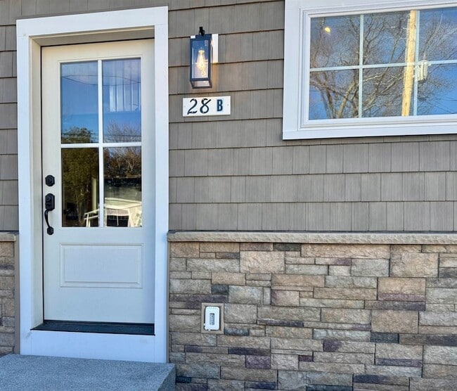 Photo - 28 Emerald Ave