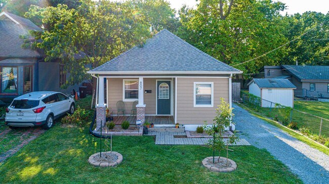 Photo - Darling 3 Bed 1 Bath Home